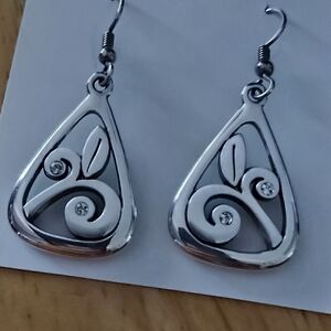 💎 Brighton Earrings